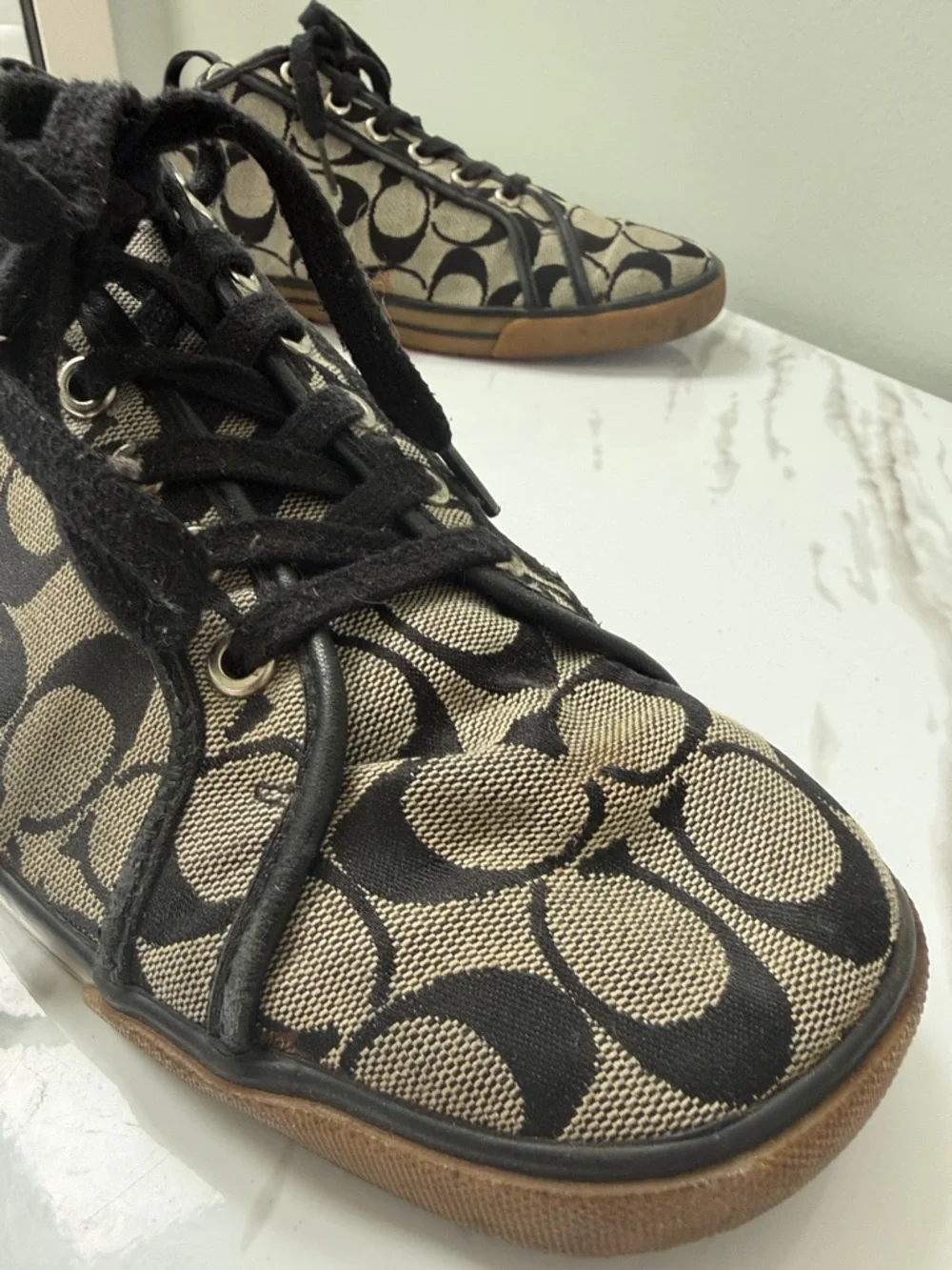 Coach Drake Low-Top Signature Canvas Sneakers in Tan and Black - Picture 10 of 14